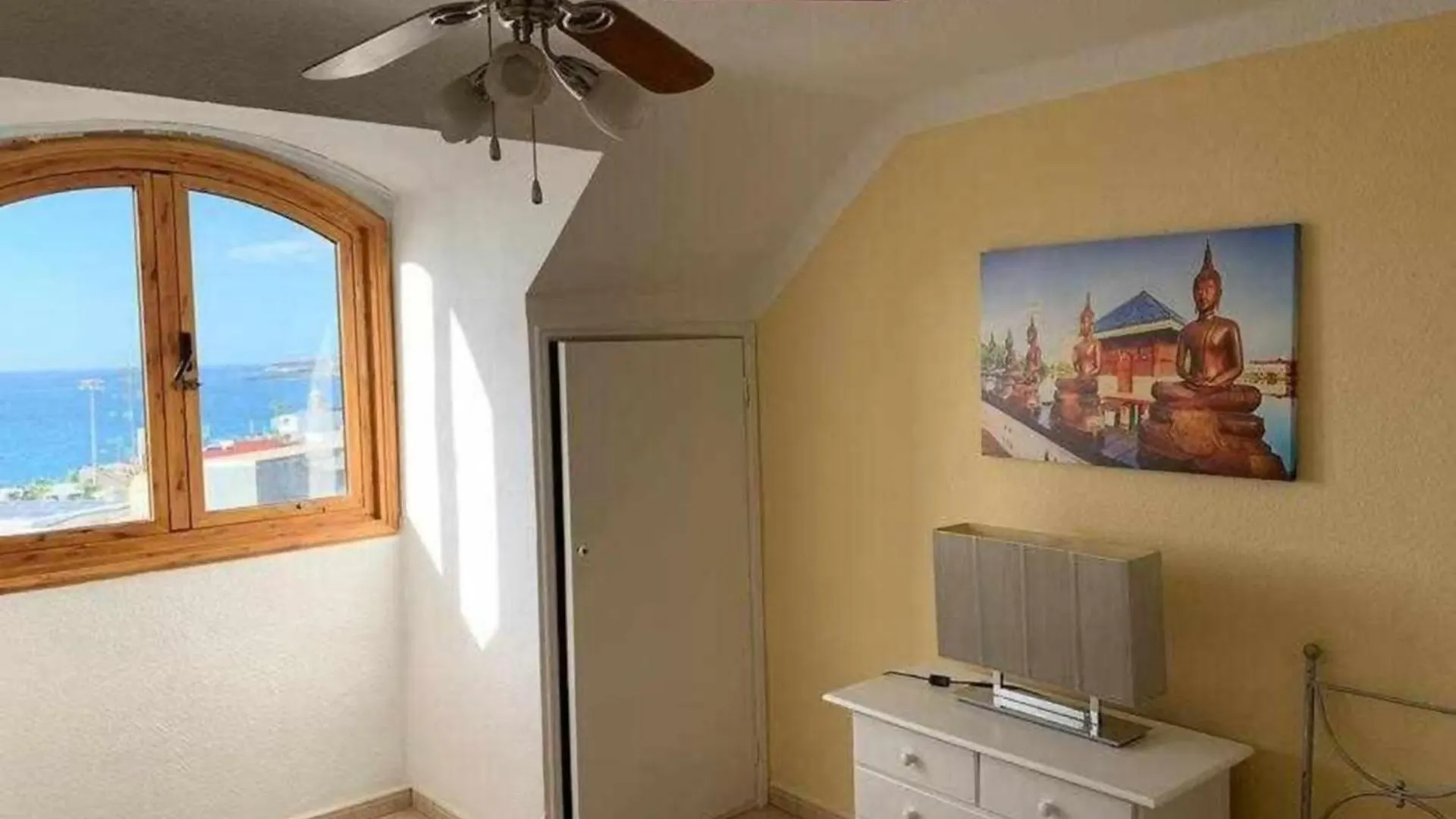 شقة Atico Con Impresionantes Vistas Al Mar أذيخي 0*,  إسبانيا